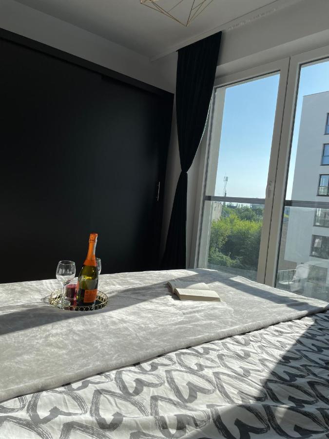 Apartament Drewnowska Przy Manufakturze Лодзь Экстерьер фото